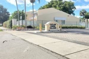 10370 SW 220th St APT 128, Cutler Bay, FL 33190, Sold 08/30/22