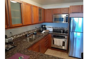 2301 Collins Ave APT 1135, Miami Beach, FL 33139, Sold 08/05/22