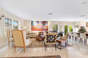 9926 NW 47th Terrace, Doral, FL 33178, Sold 08/05/22