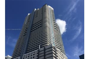 60 SW 13th St Apt 2815, Miami, FL 33130, Sold 08/19/22