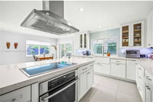 13503 SW 58th Ave, Pinecrest, FL 33156, Sold 07/25/22