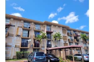 16450 NW 2nd Ave APT 303, Miami, FL 33169, Sold 05/25/22
