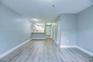 8027 NW 8th St APT 13, Miami, FL 33126, Sold 06/14/22