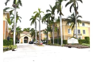 2945 NE 185th St APT 1407, Aventura, FL 33180, Sold 08/01/22