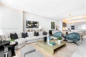 18975 Collins Ave, Sunny Isles Beach, FL 33160, Sold 10/11/22
