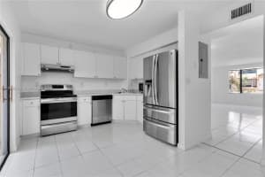 7810 SW 102nd Ln, Miami, FL 33156, Sold 06/06/22
