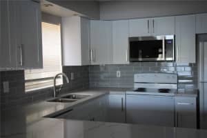 3271 NW 44th St APT 5, Oakland Park, FL 33309, Sold 06/29/22