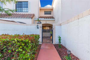 21204 Harbor Way Apt 123-12, Aventura, FL 33180, Sold 06/10/22