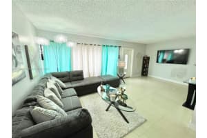 15680 SW 82nd Cir Ln APT 86, Miami, FL 33193, Sold 06/23/22