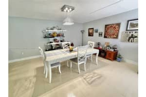 15680 SW 82nd Cir Ln APT 86, Miami, FL 33193, Sold 06/23/22