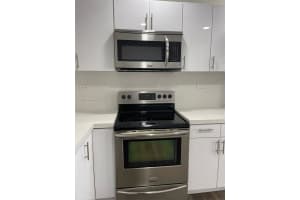 21321 NW 39th Ave, Miami Gardens, FL 33055, Sold 06/14/22