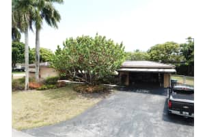 8300 SW 90th St, Miami, FL 33176, Sold 06/16/22