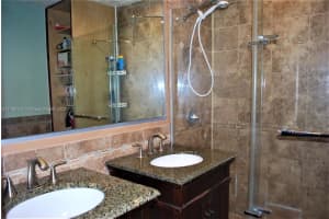 8394 SW 154th Ave APT 45, Miami, FL 33193, Sold 08/18/22