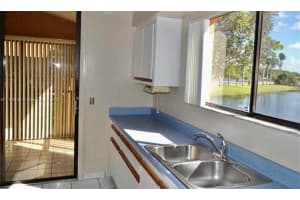 8230 NW 191st St 26 h, Hialeah, FL 33015, Sold 06/03/22