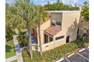 20903 Leeward Ct Apt 311-1, Aventura, FL 33180, Sold 06/30/22