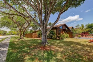 11375 SW 112th Cir Ln S, Miami, FL 33176, Sold 06/07/22