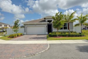 27370 SW 133rd Ct, Naranja, FL 33032, Sold 06/14/22
