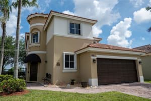 2215 SE 1st St, Homestead, FL 33033, Sold 06/24/22