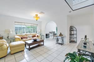 9750 SW 217th St, Cutler Bay, FL 33190, Sold 06/16/22