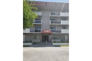 1101 SW 122nd Ave APT 213, Miami, FL 33184, Sold 06/21/22