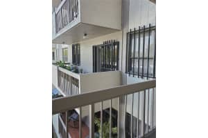 1101 SW 122nd Ave APT 213, Miami, FL 33184, Sold 06/21/22