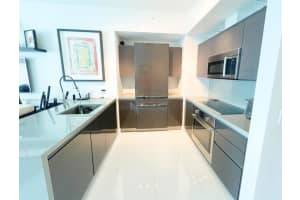 1080 Brickell Ave, Miami, FL 33131, Sold 12/09/22