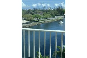 2415 NW 16th St Rd, Miami, FL 33125, Sold 09/30/22