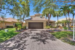 11037 NW 61st Ct, Parkland, FL 33076, Sold 06/29/22