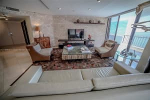 1581 Brickell Ave, Miami, FL 33129, Sold 10/06/22