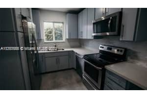 7521 Bounty Ave, North Bay Village, FL 33141, Sold 07/08/22