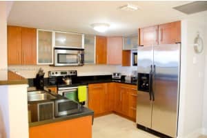 2301 Collins Ave APT 837, Miami Beach, FL 33139, Sold 06/30/22
