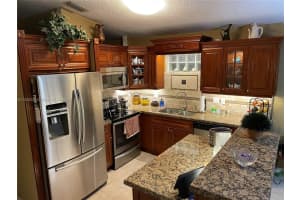 7666 NW 168th Terrace, Hialeah, FL 33015, Sold 06/29/22