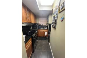 8820 Fontainebleau Blvd APT 107, Miami, FL 33172, Sold 05/27/22