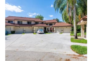 9272 NW 9th Ct, Plantation, FL 33324, Sold 07/05/22