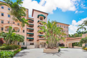 13647 Deering Bay Dr APT 121, Coral Gables, FL 33158, Sold 08/15/22