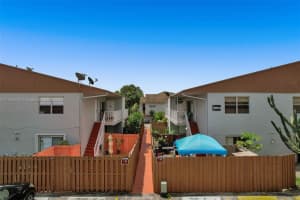 15440 SW 81st Cir Ln APT 51, Miami, FL 33193, Sold 06/22/22