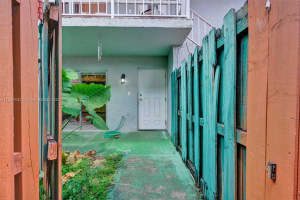 15440 SW 81st Cir Ln APT 51, Miami, FL 33193, Sold 06/22/22