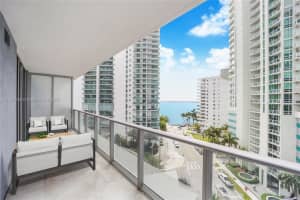 Brickell House, 1300 Brickell Bay Dr #903, Miami, FL 33131, Sold 09/30/22