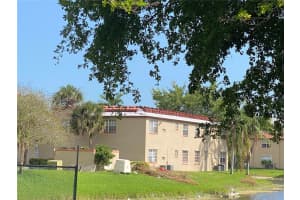 8713 SW 5th St APT 207, Pembroke Pines, FL 33025, Sold 07/27/22
