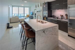900 Biscayne Bay, 900 Biscayne Blvd APT 4408, Miami, FL 33132, Sold 07/01/22