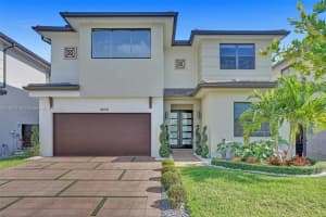 8854 NW 161st Terrace, Miami Lakes, FL 33016, Sold 09/06/22