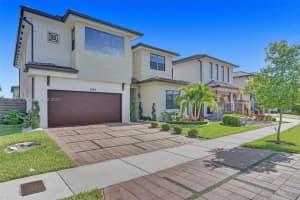 8854 NW 161st Terrace, Miami Lakes, FL 33016, Sold 09/06/22