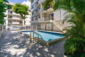 8950 NE 8th Ave APT 502, Miami, FL 33138, Sold 08/05/22