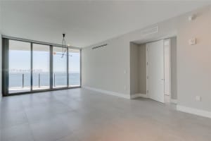 15701 Collins Ave, North Miami Beach, FL 33160, Sold 01/31/23