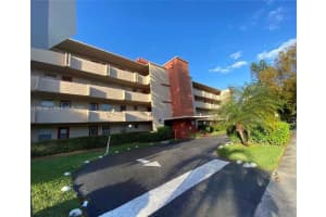 1201 NE 191st St G420, Miami, FL 33179, Sold 08/01/22