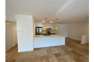 10510 SW 157th Ct APT 201, Miami, FL 33196, Sold 08/09/22