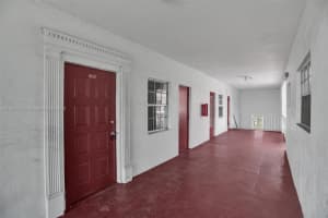 4140 NW 44th Ave APT 402, Lauderdale Lakes, FL 33319, Sold 09/16/22