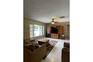 9508 NW 80th Pl, Tamarac, FL 33321, Sold 06/27/22