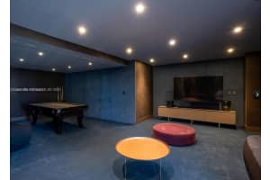 68 SE 6th St, Miami, FL 33131, Sold 03/17/23