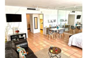 100 Lincoln Rd #901, Miami Beach, FL 33139, Sold 06/27/22